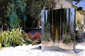 Leur rendu de nuit est formidable, tels des roseaux. Vente De Fontaines Et Bassins De Jardin Achat Poterie Et Deco