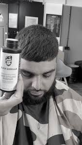 EASY TUTORIAL ON STYLING YOUR HAIR WITH 3 THINGS 1️⃣HAIR DRYER 2️⃣  @slickgorilla POWDER 3️⃣ WIDE TOOTH STYLING COMB [Credits to KERRY for this  Trims] #goodvibesonly #pivotandcrop #busy #booknow ...