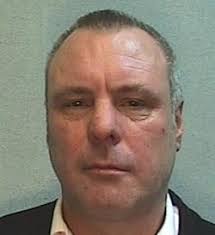 Solicitor struck off for role in Ponzi scheme