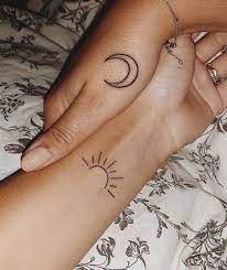 72 Kreative Matching Best Friend Tattoos Im Jahr 2020 Die Super Suss Sind Matching Best Friend Tattoos Tattoos For Daughters Friendship Tattoos
