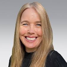 Jerilyn Hoffman's Instagram, Twitter & Facebook