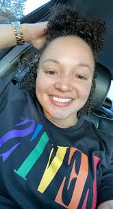 Clarissa Epps's Instagram, Twitter & Facebook