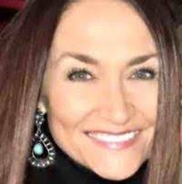 Stephanie Pledger's Instagram, Twitter & Facebook