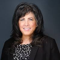 Laura Embleton's Instagram, Twitter & Facebook