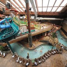 Six Flags Great Escape Lodge Indoor Waterpark Queensbury Ny In 2020 Indoor Waterpark Water Park Water Park Ideas