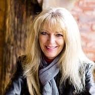 Rae Randolph's Instagram, Twitter & Facebook