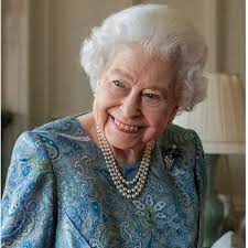 6 surprising food facts about Queen Elizabeth, according to a royal chef