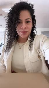 Deborah Cisneros (@deborah_cisneros)