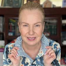 Our thoughts and prayers are with Todd Snider's family and friends.