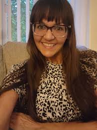 What haircut suits a round face?