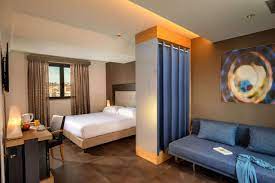 Il parcheggio non assistito è disponibile al costo di 20 eur al giorno. Best Western Plus Hotel Spring House Rome Updated 2021 Prices
