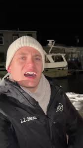 Two boaters are safe and in good health thanks to the rescue efforts of a  Good Samaritan