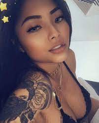 Cassie trinh võ sinh năm 1996, mang trong mình hai. Pgzvnobqxefpwm