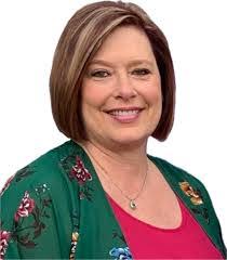 Michelle Edge's Instagram, Twitter & Facebook