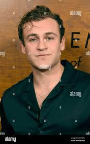 Ross elliott hi-res stock photography and images