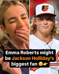Actress Emma Roberts just pulled a rare Jackson Holliday rookie card and  could barely contain her excitement 😊❤️