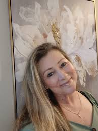 hair looks better with>> a thread>>💜💜