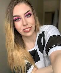 New mom in Manitoba seeking friends