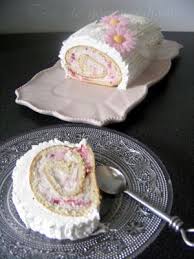 Buche Chocolat Blanc Framboise Ganache Montee Buche Chocolat Blanc Framboise Chocolat Blanc Ganache