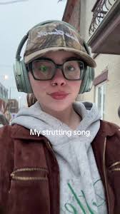 Nadia's Strutting Song: A Fun Dance Experience