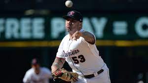 Detroit tigers released lhp hector santiago. Hector Santiago Returns To Majors With Mariners