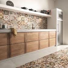Donner du style à sa cuisine. Carrelage Cuisine Sol Et Mur 20 Modeles Cote Maison