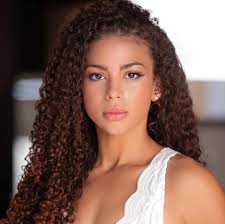 Samantha Johnson's Instagram, Twitter & Facebook