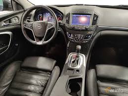 The slim, horizontal lines of the design continue in the interior. Opel Insignia Sports Tourer 2 0 Cdti 4x4 Automatic 170hp 2016