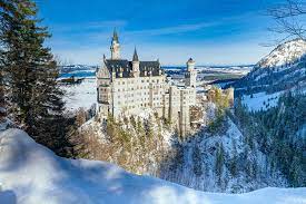 To get to neuschwanstein castle from munich, hop on a train from munich hauptbahnhof station to füssen station. Neuschwanstein Castle In Winter What You Need To Know Before You Visit