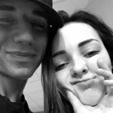 Marissa Hoyt's Instagram, Twitter & Facebook