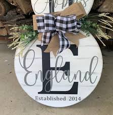 Black And White Plaid Ribbon Walmart Custom Round Door Hanger With Ribbon Floral Arrangement Etsy Door Signs Diy Wooden Door Signs Door Decorations
