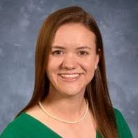 Leslie Hash's Instagram, Twitter & Facebook