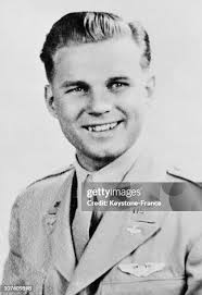 75 Enola Gay Boeing B 29 Stock Photos, High-Res Pictures, and Images