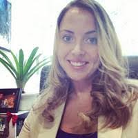 Amanda Deck's Instagram, Twitter & Facebook