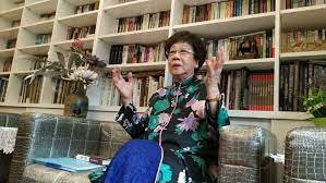 A feminist active in the tangwai movement. Yaeouptf2nxnpm