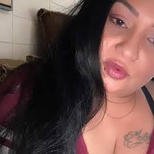 How to remove a middle seat belt from the wrong socket?