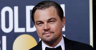 Dicaprio has gone from relatively humble beginnings, as a supporting cast member of the sitcom growing pains few actors in the world have had a career quite as diverse as leonardo dicaprio's. Leonardo Dicaprio Hilft Menschen Zu Retten Die In Der Karibik Uber Bord Gegangen Sind Nach Welt