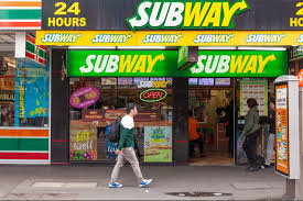 Subway tuna sandwich is a real classic among the takeaway food. 4hkqj2 Squspdm