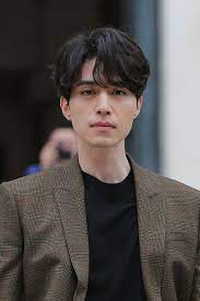pin by ren on men korean men hairstyle asian men hairstyle mens hairstyles