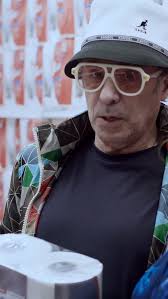 😌 Sabadito de estar en casita viendo pelis y obvio, no puede faltar  #PatoPascual #CooperativaPascual #sabadosinbajon #publicidadpagada