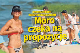 Joanna moro is a polish stage and screen actress. Seksowna Joanna Moro Na Plazy Tak Czeka Na Propozycje Duzo Zdjec Super Express Wiadomosci Polityka Sport