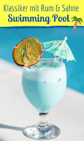Super Refreshing You Have To Know This Mocktail Hellofresh Blogrecipe Pink Summer Mocktail With R In 2020 Limoncello Cocktails Homemade Limoncello Raspberry Liqueur