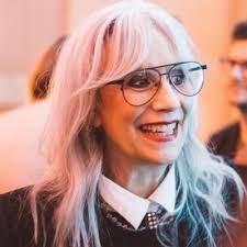 Carol Ostrom's Instagram, Twitter & Facebook