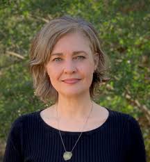 Kelly Moseley's Instagram, Twitter & Facebook