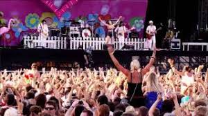 With katy perry, joshua moreau, max hart, lauren allison ball. Katy Perry Waking Up In Vegas Live At V Festival 2009 23 08 09 Interview Youtube