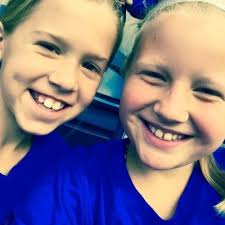 Jone Lee (@j_lee0708)