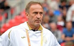 Із собою він узяв низку гравців, зокрема й романа. Oficialno Aleksandr Petrakov Ispolnyayushij Obyazannosti Glavnogo Trenera Sbornoj Ukrainy 18 Avgusta 2021 G Dinamo Kiev Ot Shurika