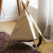 Pour Les Chats Aventuriers Cette Societe Commercialise Des Lits En Forme De Petits Tipis En 2020 Chat