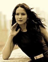 The actress says the disgraced movie producer was almost paternal to her when they worked together on silver linings playbook. Jennifer Lawrence Rh