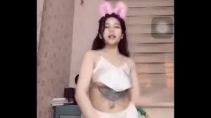 Xem gái nhảy khiêu dâm - Vũ điệu mê hoặc khoe vếu cực mạnh